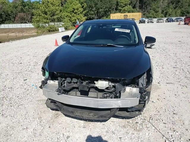 2018 Honda Clarity VIN: JHMZC5F12JC015531 Lot: 90986975