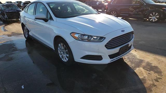 2016 Ford Fusion S VIN: 3FA6P0G73GR314086 Lot: 93998305