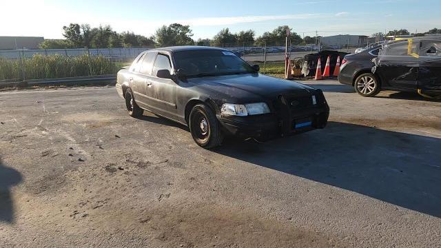 2002 Ford Crown Victoria Police Interceptor VIN: 2FAFP71W12X148637 Lot: 90561635