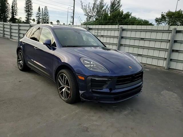 2023 Porsche Macan Base VIN: WP1AA2A5XPLB04896 Lot: 92023905