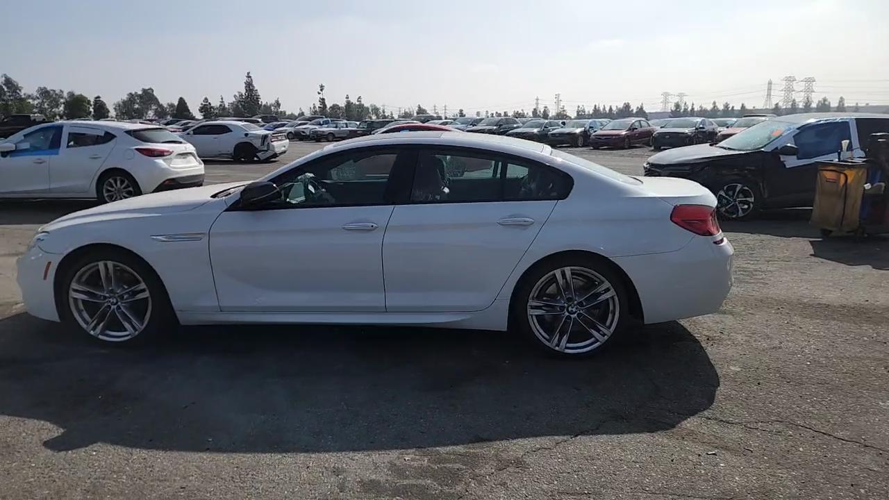 Фото: WBA6D0C57HG639420