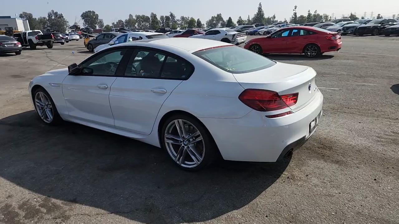 Фото: WBA6D0C57HG639420