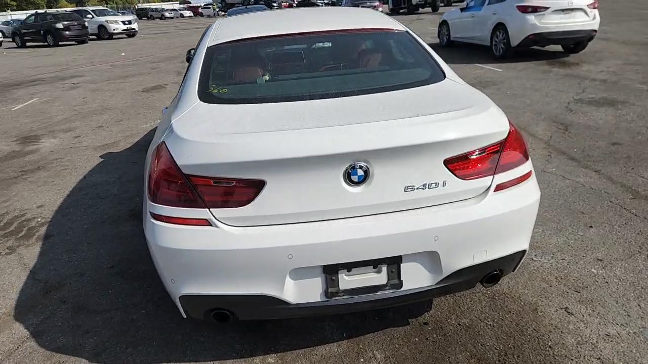 Фото: WBA6D0C57HG639420