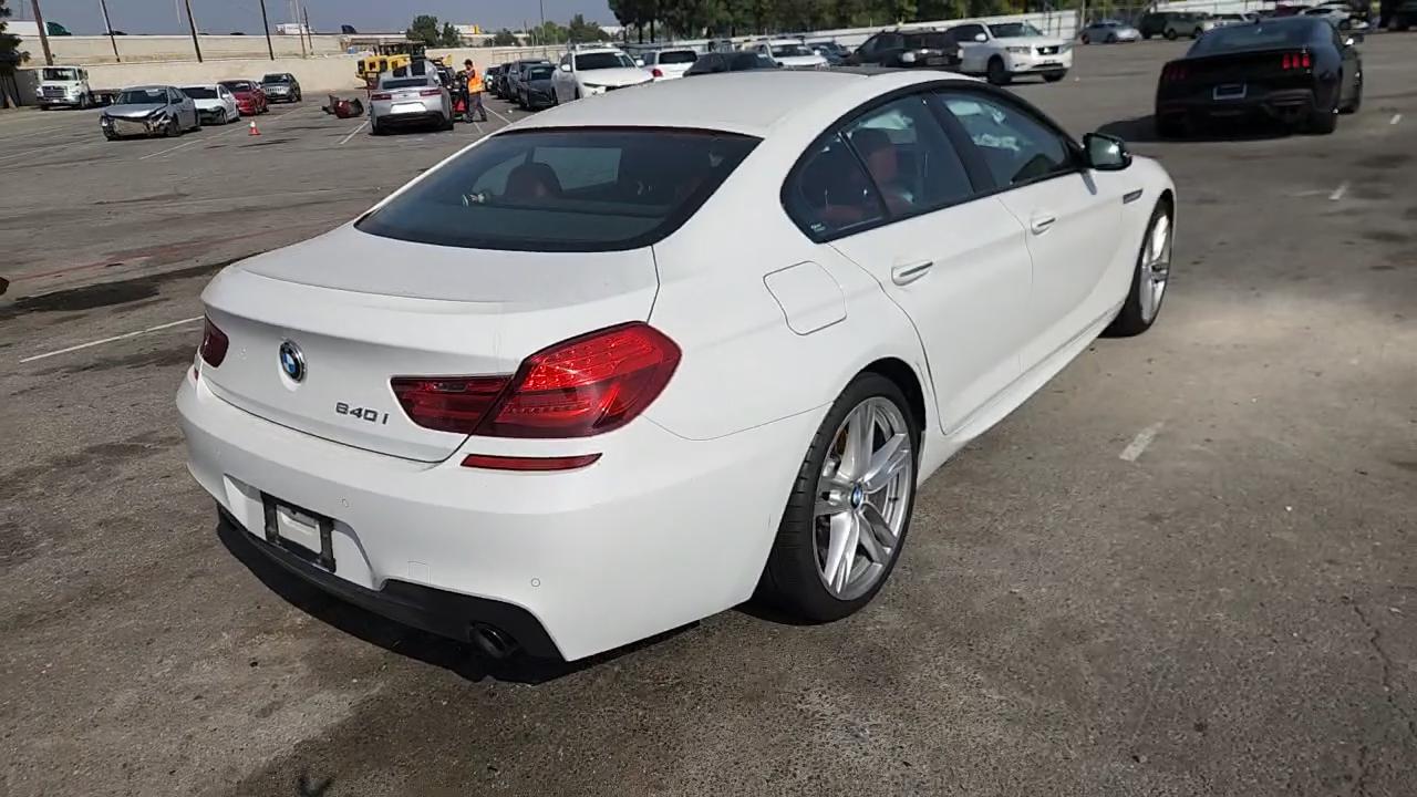 Фото: WBA6D0C57HG639420