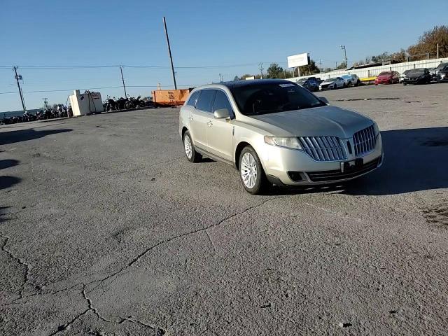 2010 Lincoln Mkt VIN: 2LMHJ5FR2ABJ16299 Lot: 92427855
