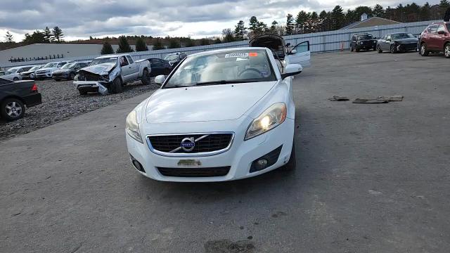 2011 Volvo C70 T5 VIN: YV1672MC0BJ110009 Lot: 89890225
