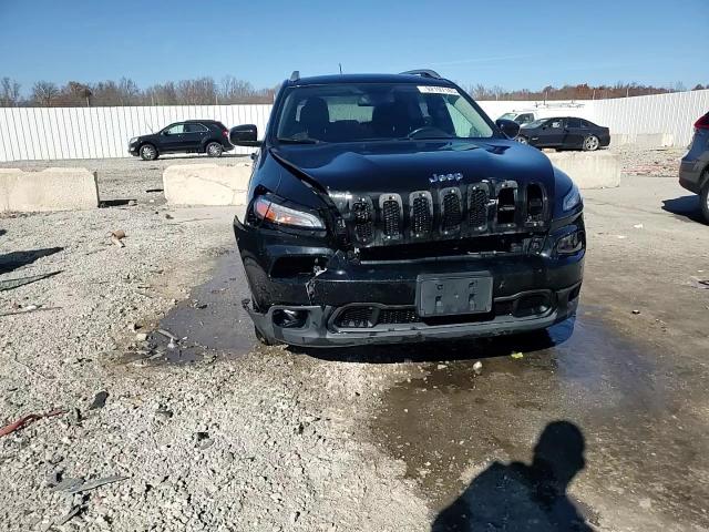 2016 Jeep Cherokee Latitude VIN: 1C4PJMCB2GW210333 Lot: 92197185