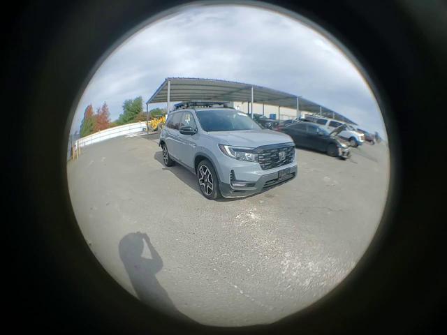 2023 Honda Passport Elite VIN: 5FNYF8H09PB017119 Lot: 92467955