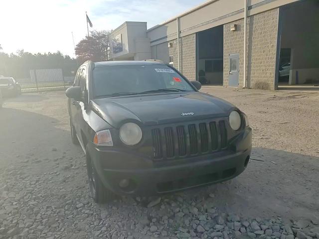 2007 Jeep Compass VIN: 1J8FT47WX7D196544 Lot: 91876665