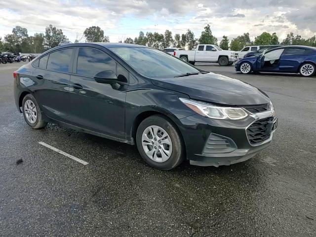 2019 Chevrolet Cruze Ls VIN: 1G1BC5SM0K7148486 Lot: 93880505