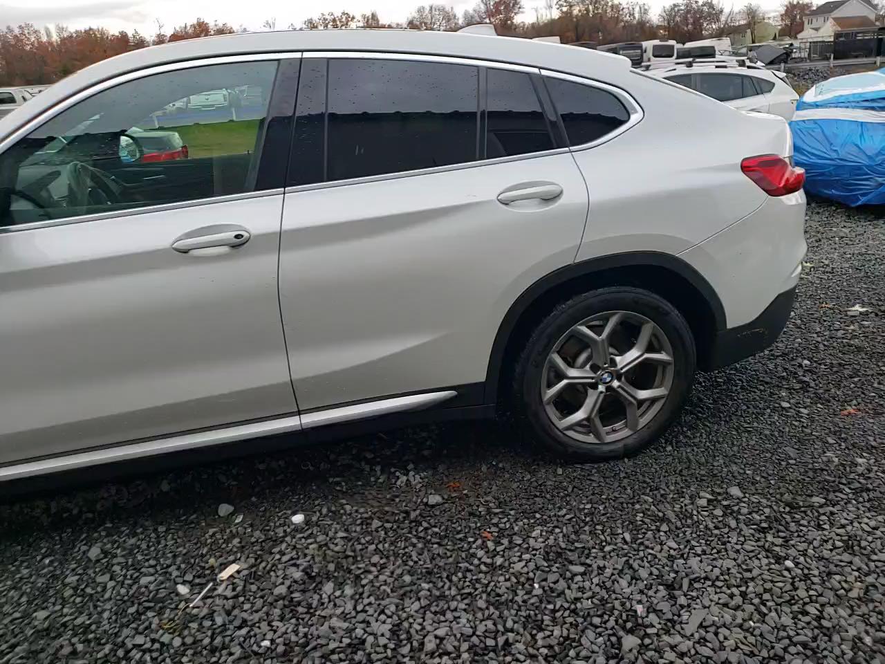 Фото: 5UX2V1C05M9F95703