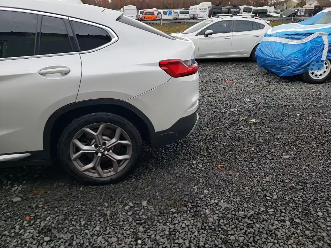 Фото: 5UX2V1C05M9F95703