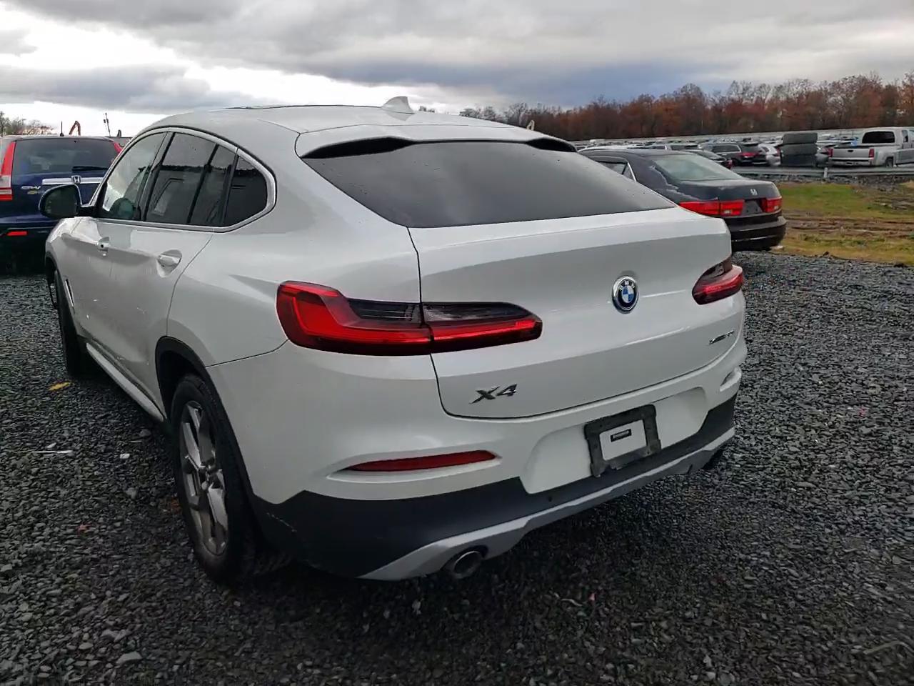 Фото: 5UX2V1C05M9F95703