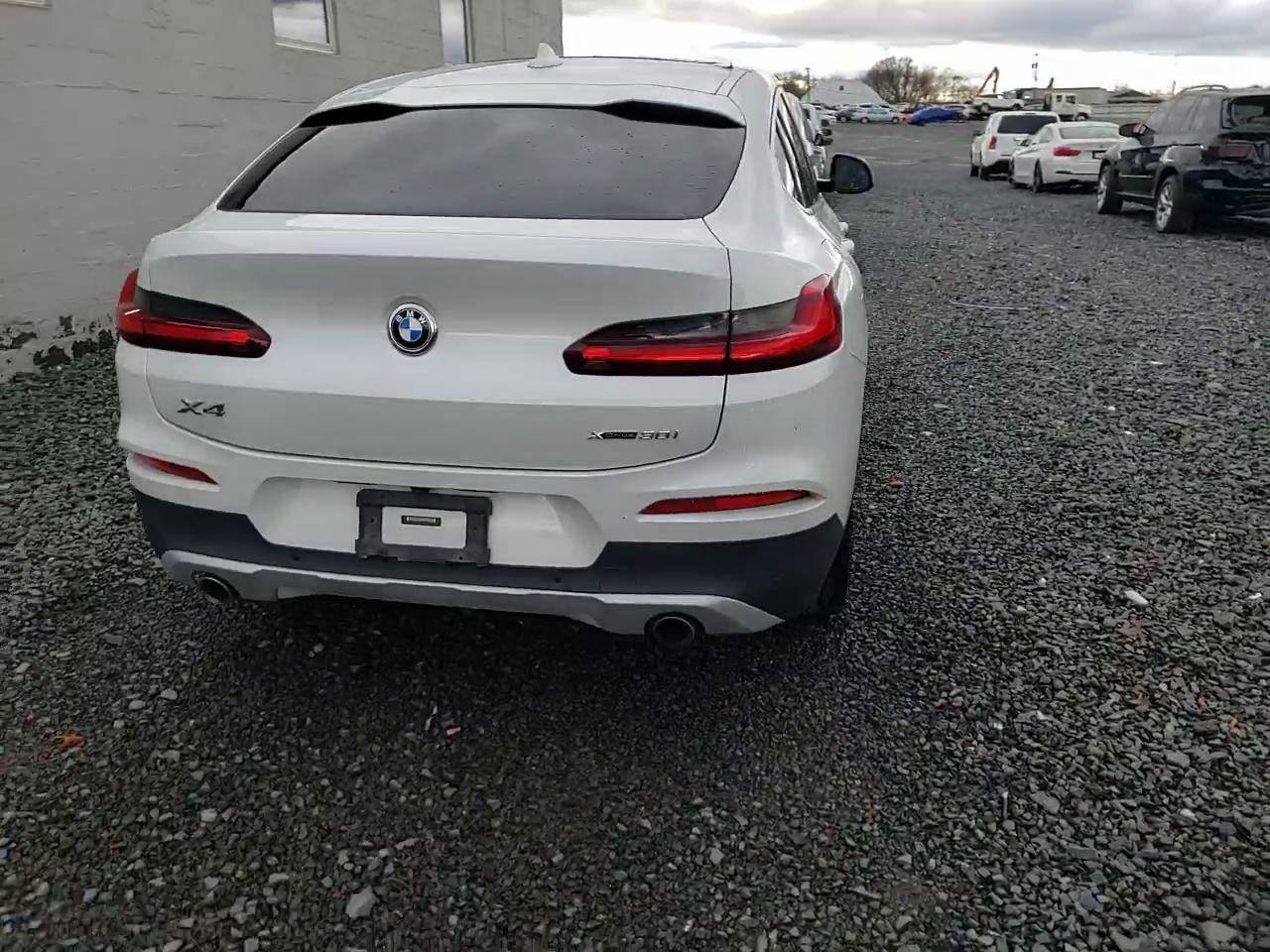 Фото: 5UX2V1C05M9F95703