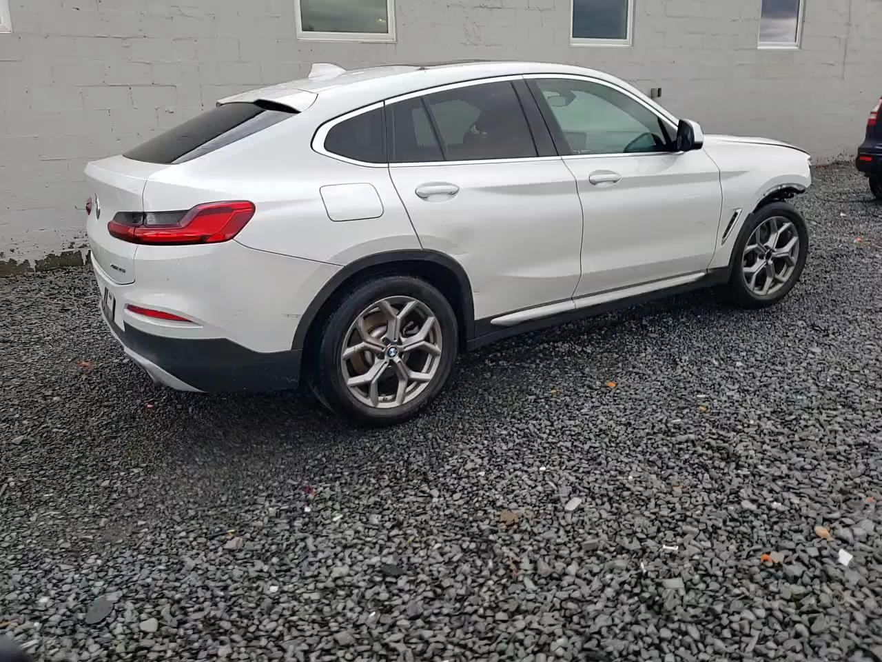 Фото: 5UX2V1C05M9F95703