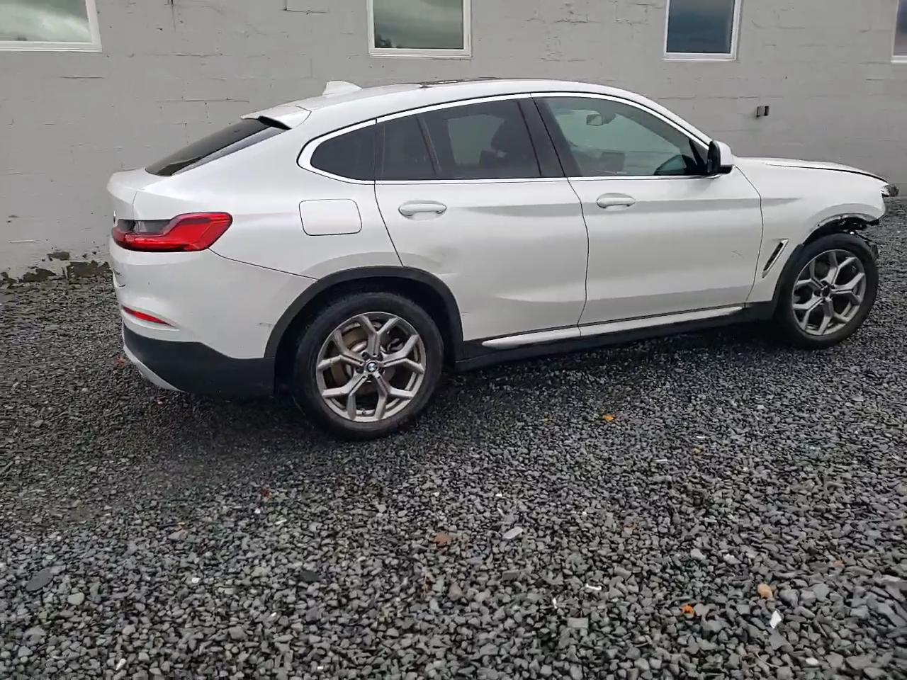 Фото: 5UX2V1C05M9F95703