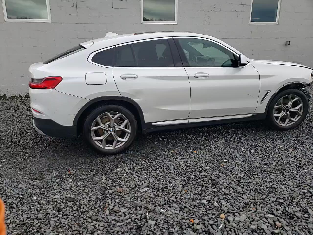 Фото: 5UX2V1C05M9F95703