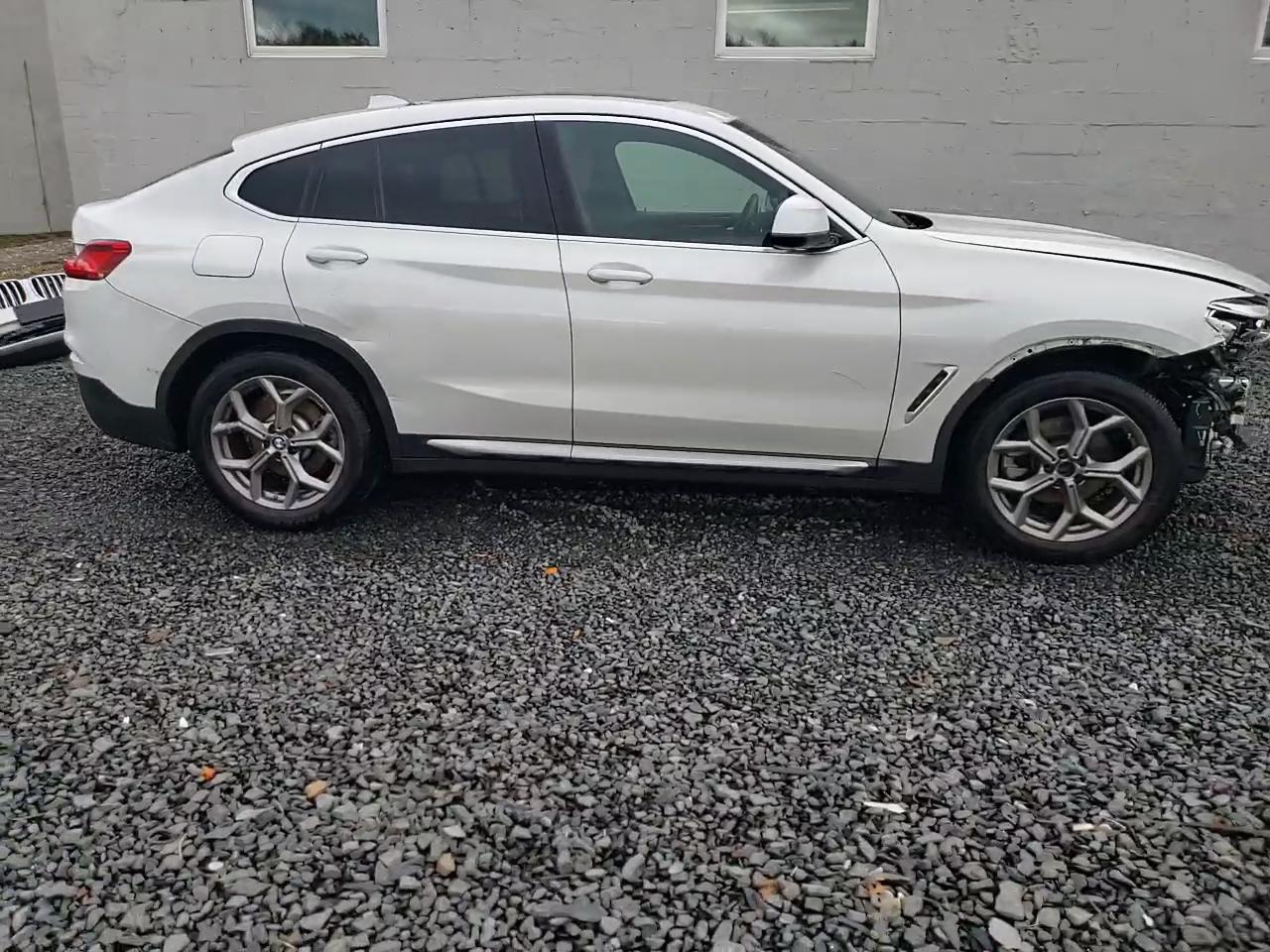 Фото: 5UX2V1C05M9F95703