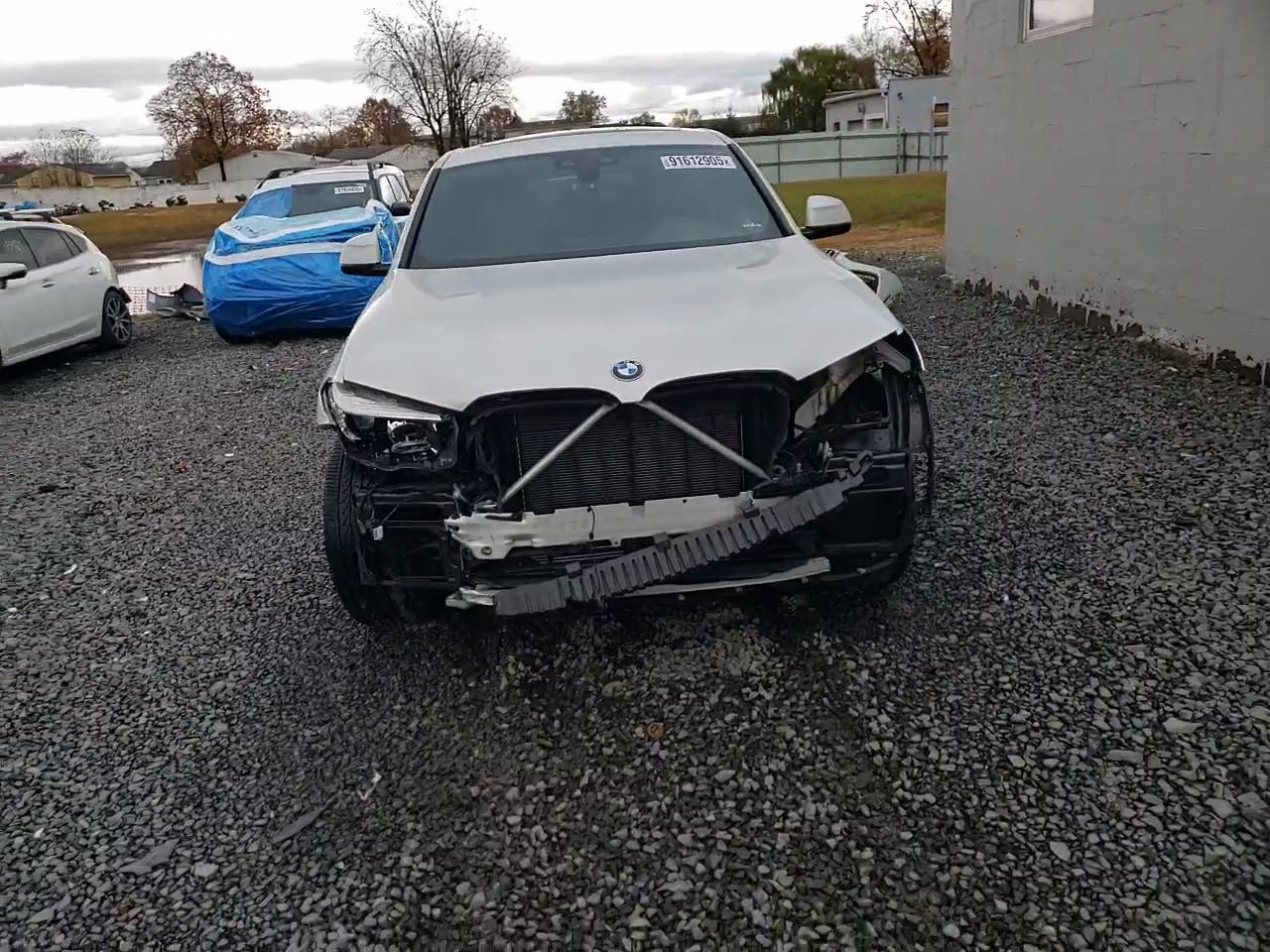 Фото: 5UX2V1C05M9F95703