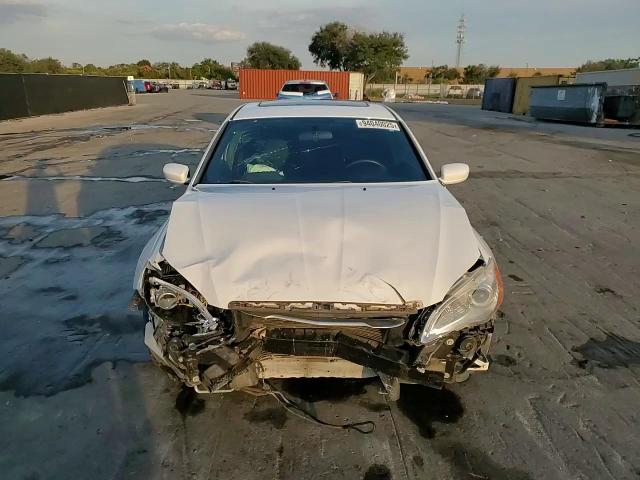 2014 Chrysler 200 Touring VIN: 1C3CCBBB3EN107542 Lot: 94040025