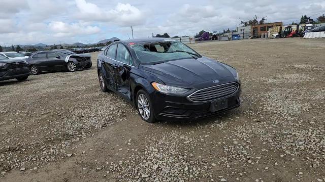 2017 Ford Fusion Se VIN: 3FA6P0H79HR368458 Lot: 92716345