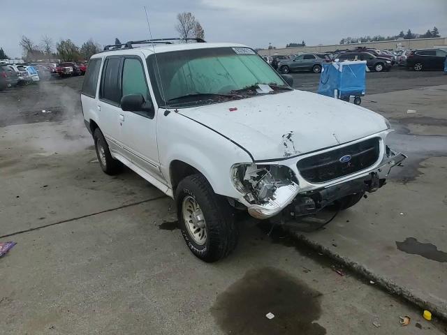 2000 Ford Explorer Xls VIN: 1FMZU72X8YUB22488 Lot: 93298015