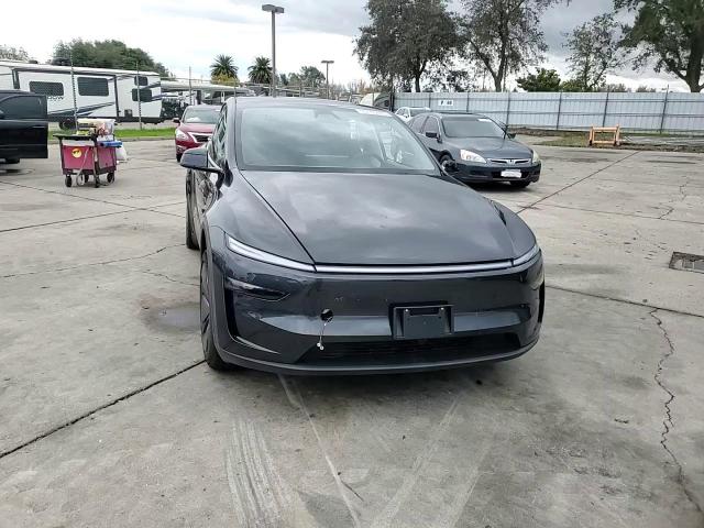 2026 Tesla Model Y VIN: 7SAYGDED1TF429187 Lot: 93100485