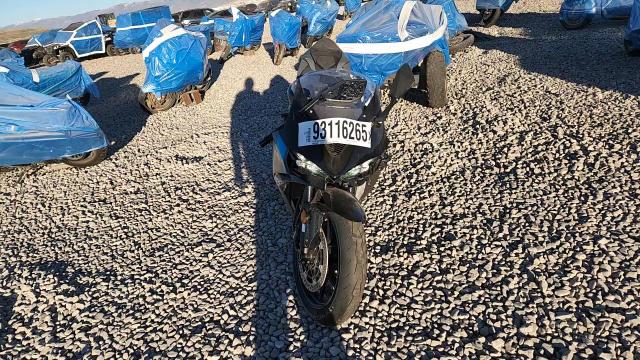 2025 Kawasaki Zx636 K VIN: JKBZXJJ18SA030673 Lot: 93116265