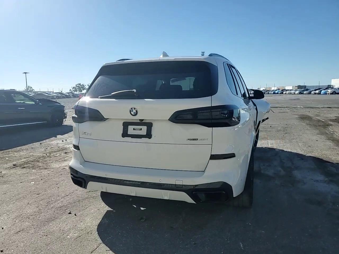 Фото: 5UXCR4C07N9K63996