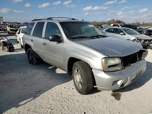 2007 Chevrolet Trailblazer Ls VIN: 1GNDT13S372303937 Lot: 92087385