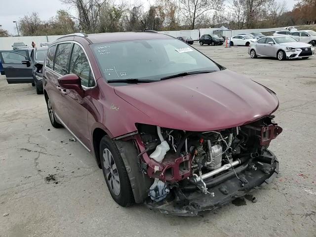 2020 Chrysler Pacifica Hybrid Touring L VIN: 2C4RC1L75LR173553 Lot: 92042305