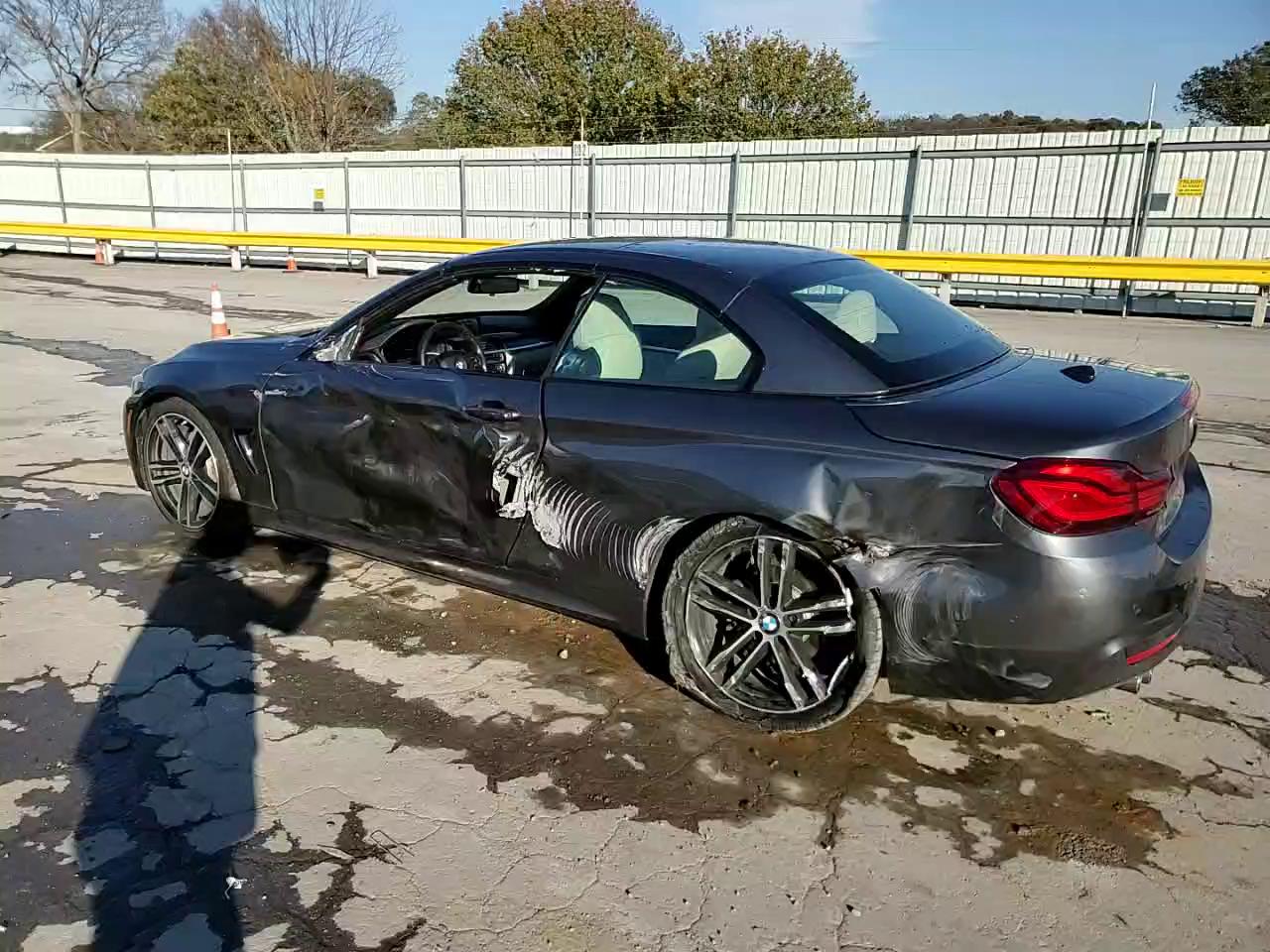 Фото: WBA4Z1C07L5R50045