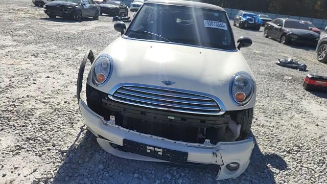 2013 Mini Cooper VIN: WMWSU3C55DT685264 Lot: 93013555