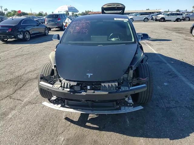 2018 Tesla Model 3 VIN: 5YJ3E1EA3JF173228 Lot: 93717545