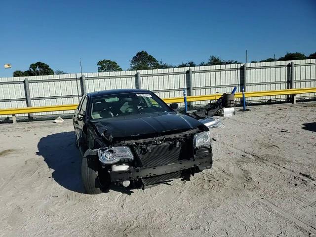 2014 Chrysler 300 VIN: 2C3CCAAG9EH255582 Lot: 92705375