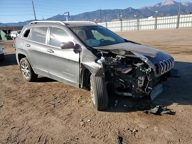 2015 Jeep Cherokee Latitude VIN: 1C4PJMCB7FW679593 Lot: 93190175