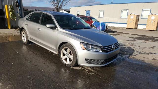 2013 Volkswagen Passat Se VIN: 1VWBP7A34DC110394 Lot: 92481925