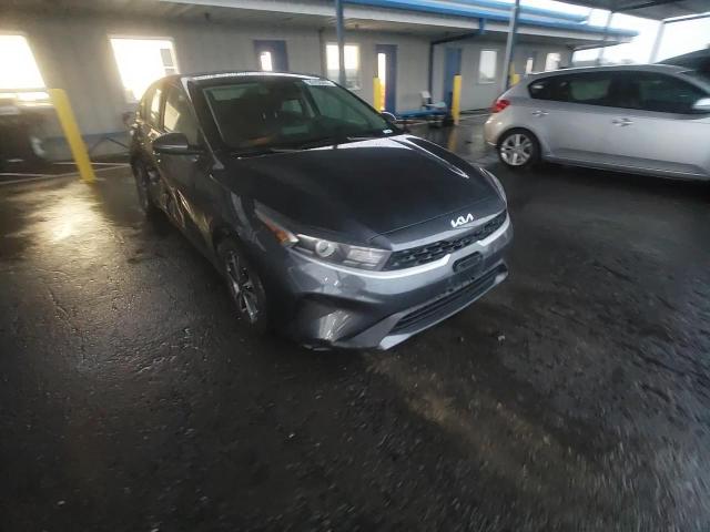 2024 Kia Forte Lx VIN: 3KPF24AD2RE823854 Lot: 92450465