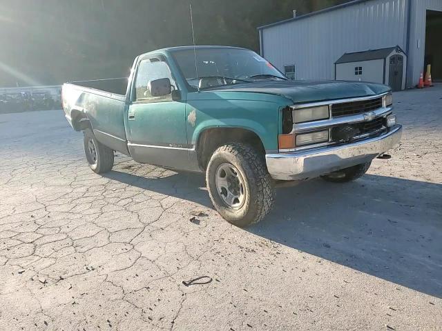 1994 Chevrolet Gmt-400 K1500 VIN: 1GCEK14H2RZ108733 Lot: 90990685