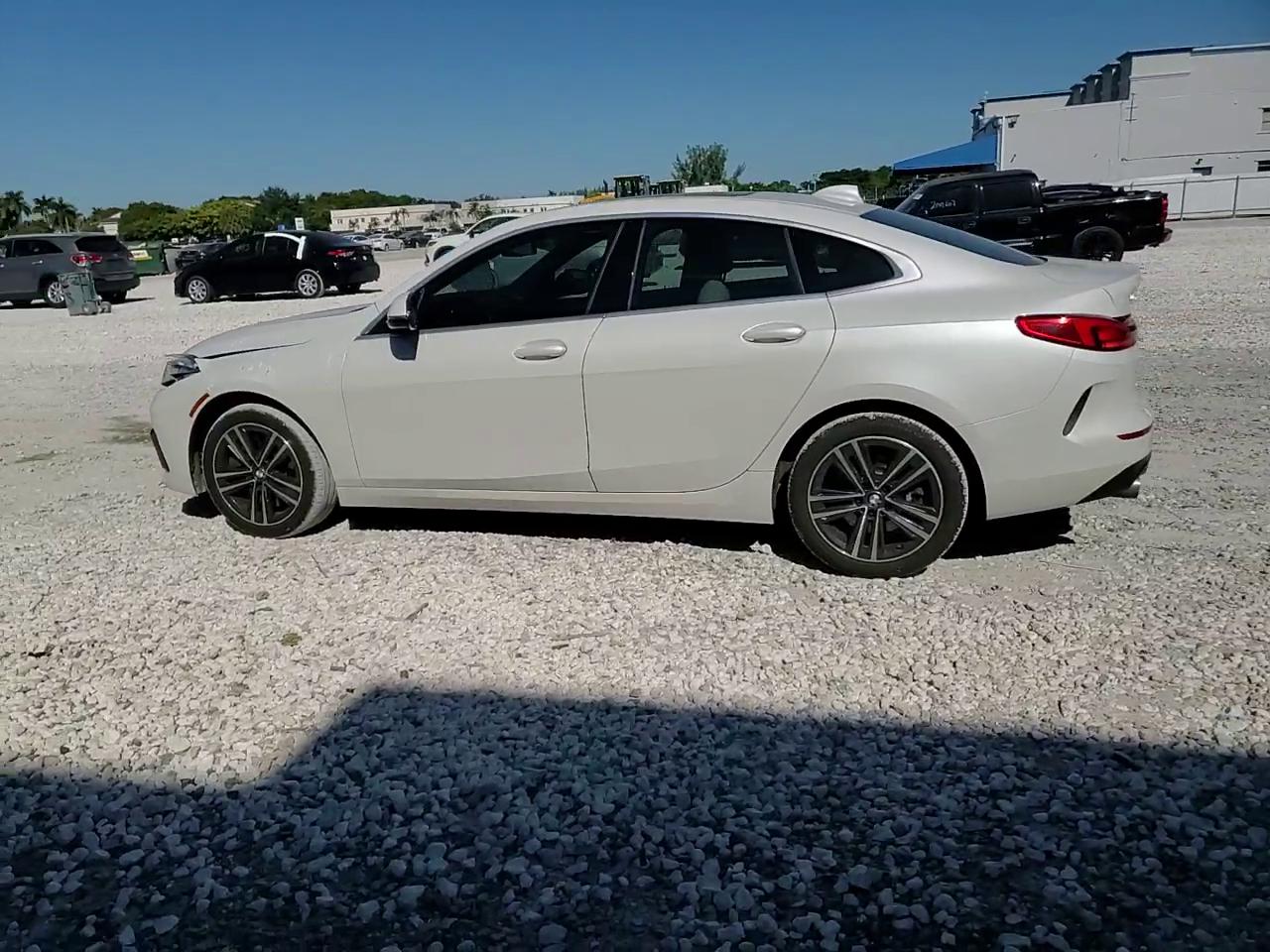 Фото: WBA73AK06L7F92394