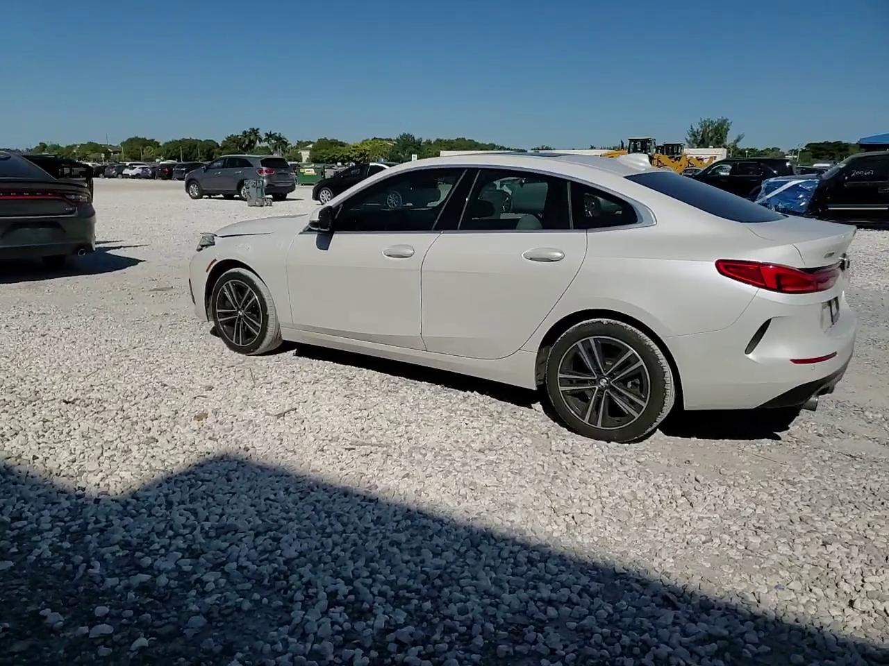 Фото: WBA73AK06L7F92394