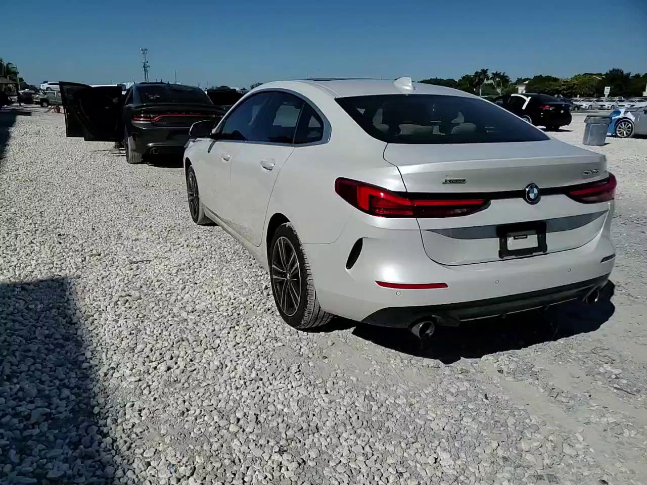 Фото: WBA73AK06L7F92394