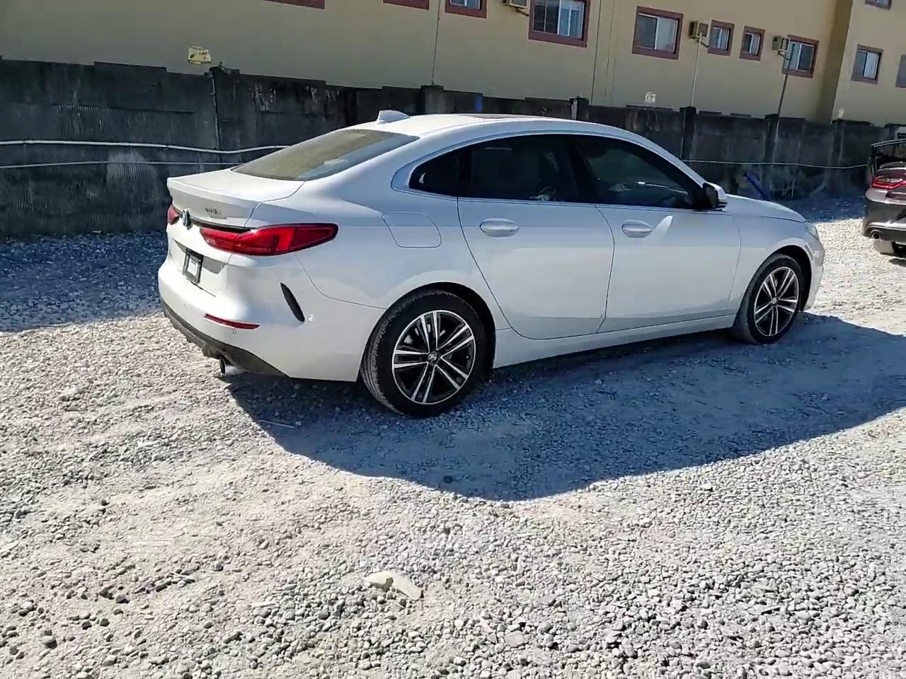 Фото: WBA73AK06L7F92394