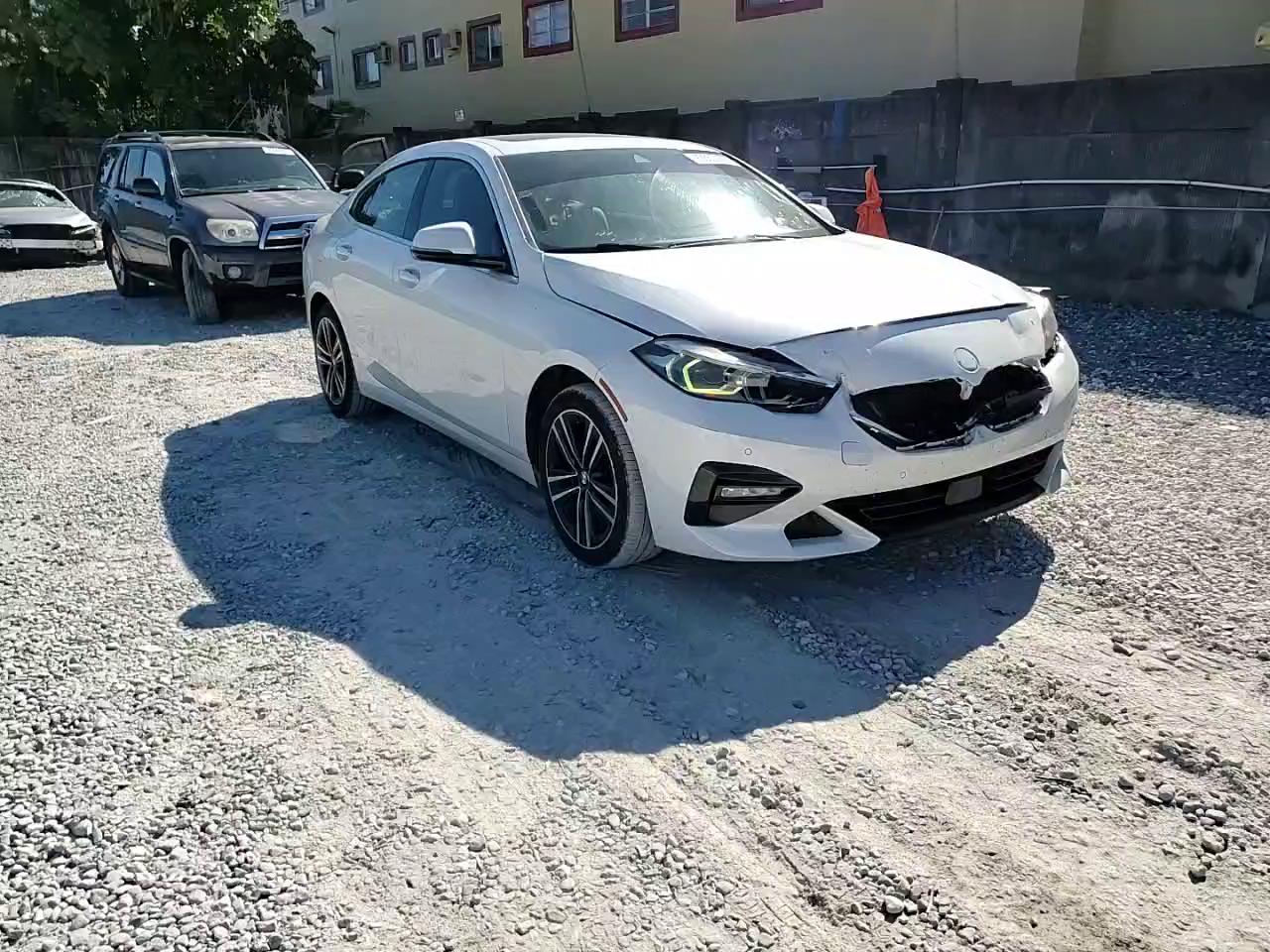 Фото: WBA73AK06L7F92394