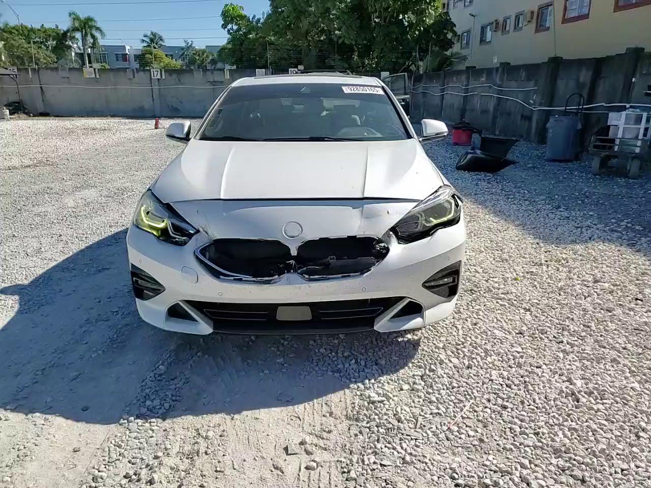 Фото: WBA73AK06L7F92394