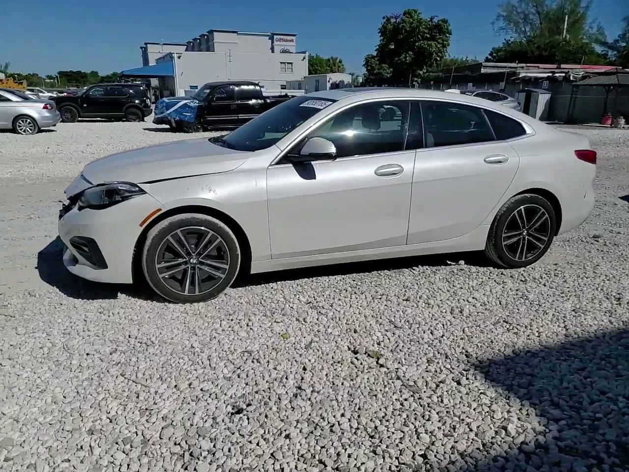 Фото: WBA73AK06L7F92394