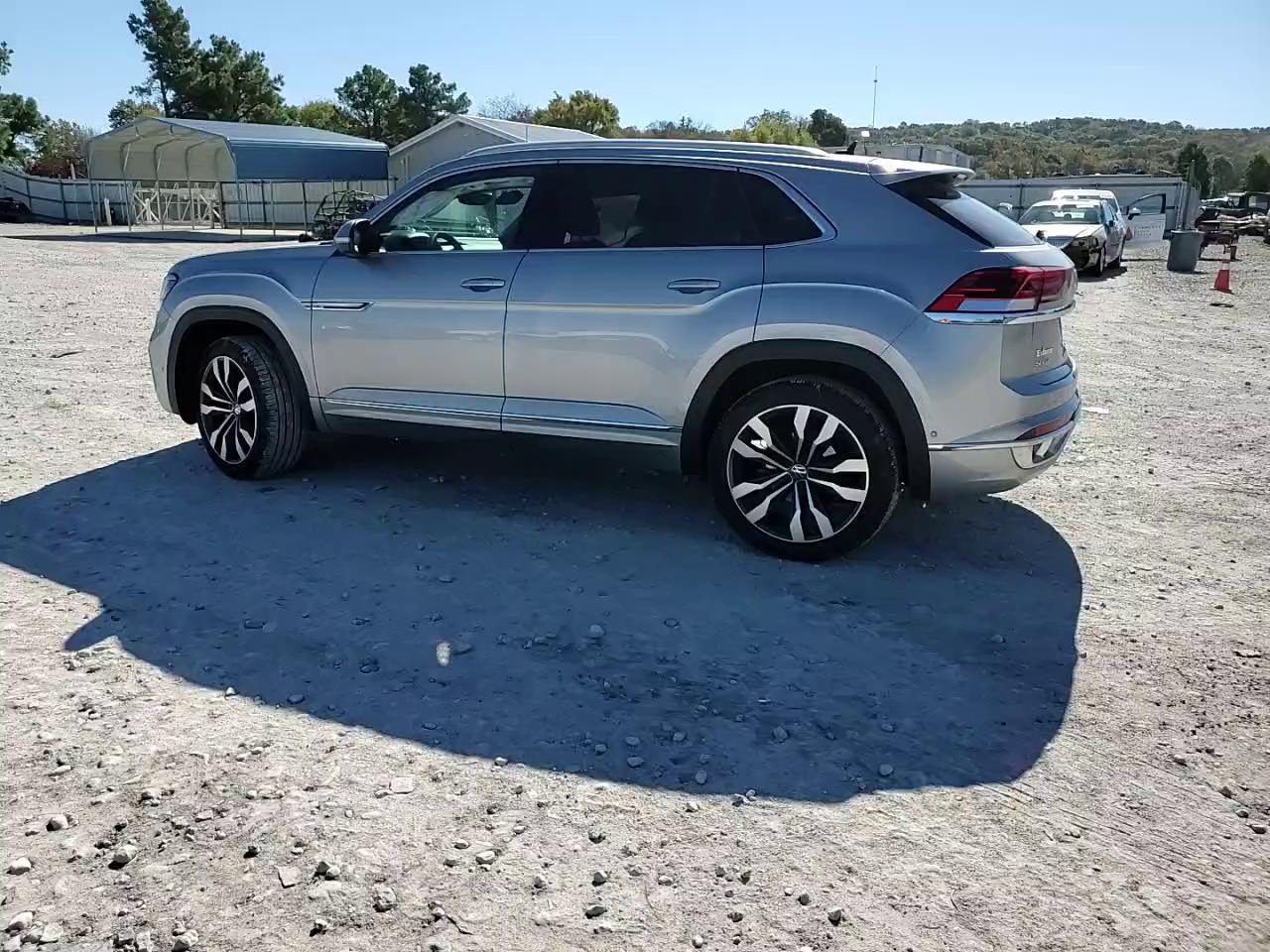 Фото: 1V2FE2CA1MC238762