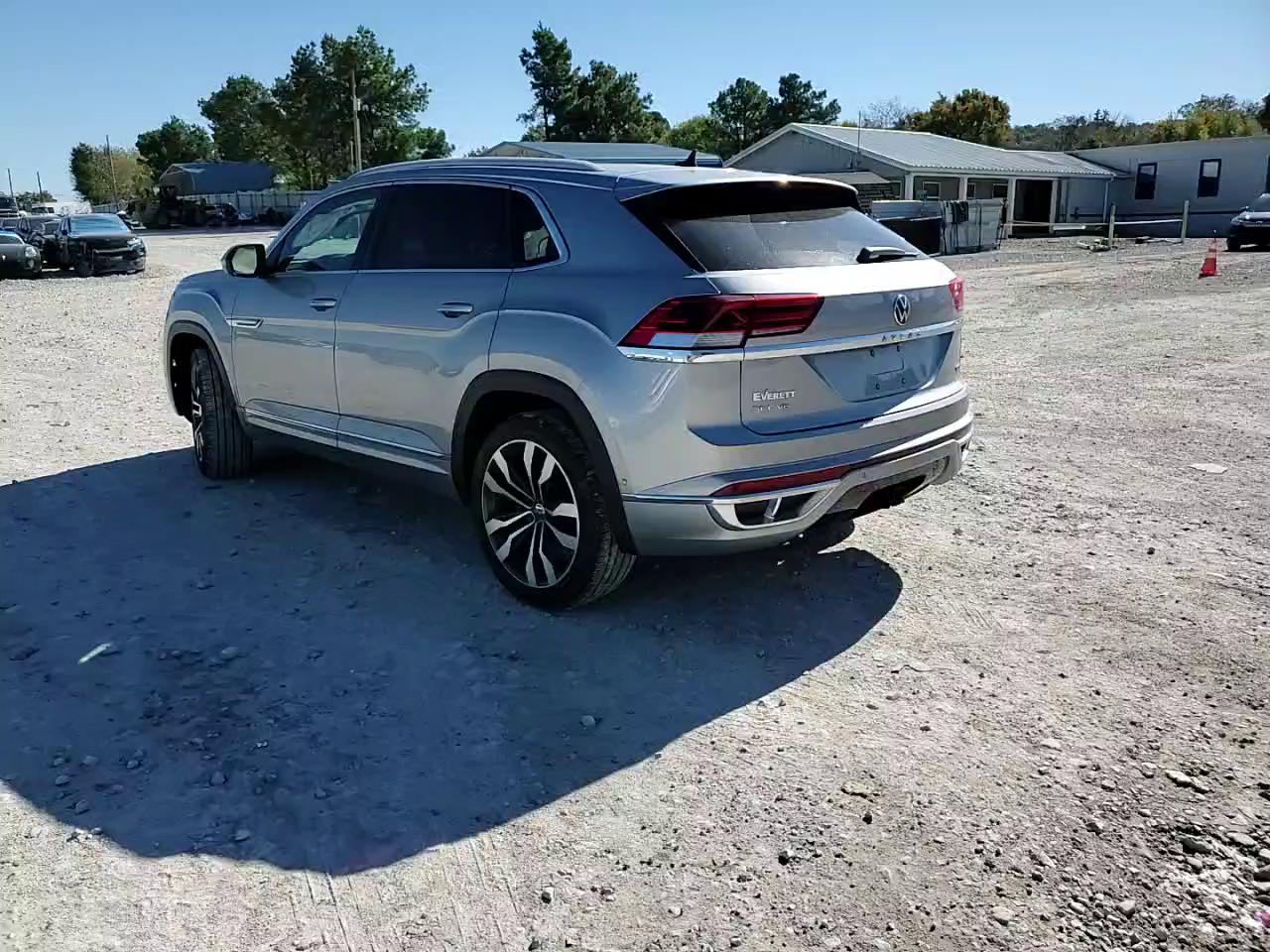 Фото: 1V2FE2CA1MC238762