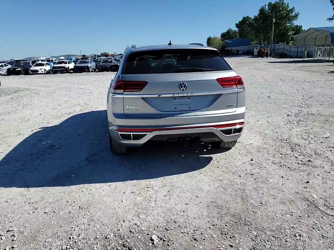 Фото: 1V2FE2CA1MC238762