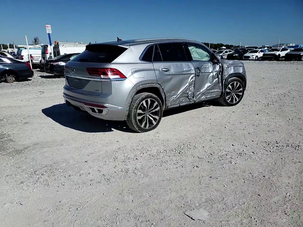 Фото: 1V2FE2CA1MC238762